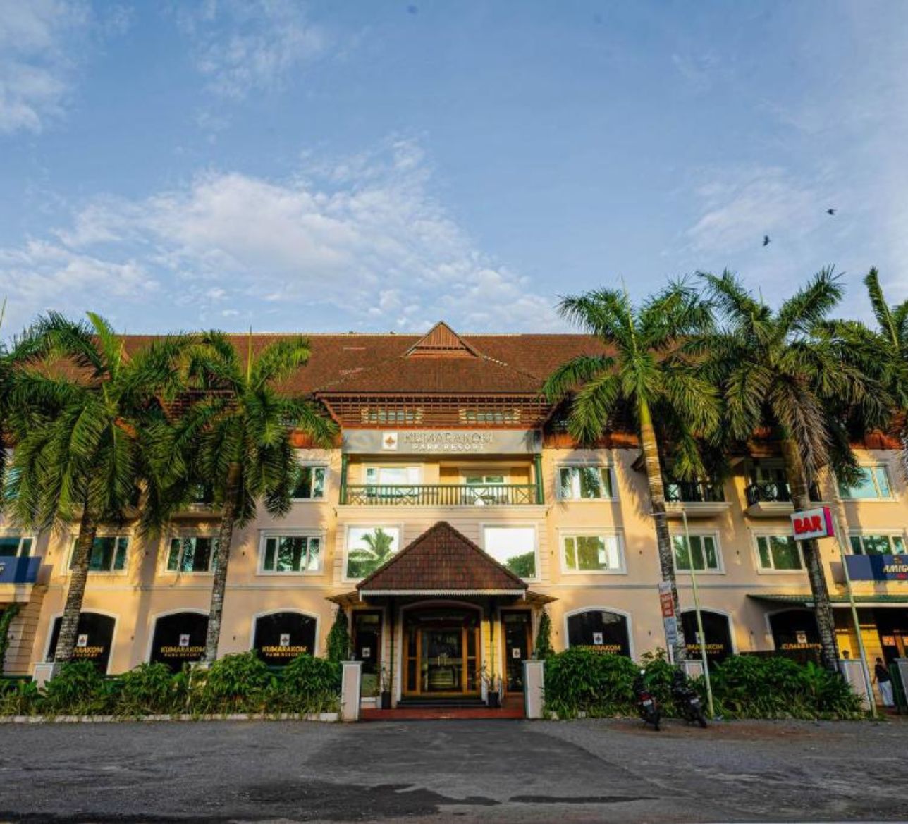 kumarakom lake resort